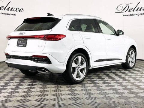 2025 Audi Q5 quattro Prestige TFSI