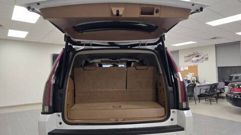 2016 Cadillac Escalade Platinum