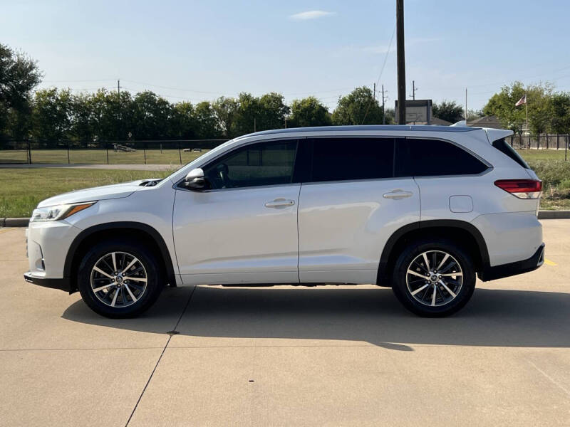 2018 Toyota Highlander Limited Platinum