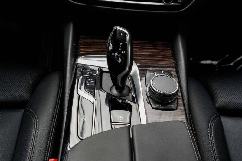 2022 BMW 5 Series 530i xDrive