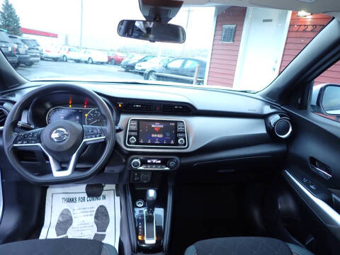 2020 Nissan Kicks SV