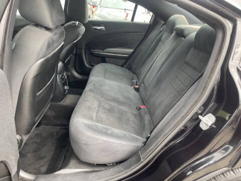 2011 Dodge Charger SE