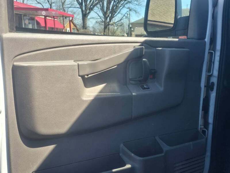 2020 Chevrolet Express 2500
