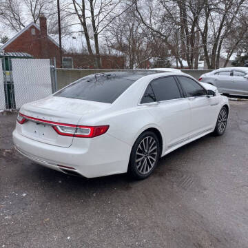2017 Lincoln Continental Select