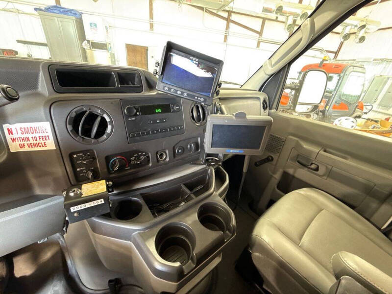2013 Ford E-Series E-150