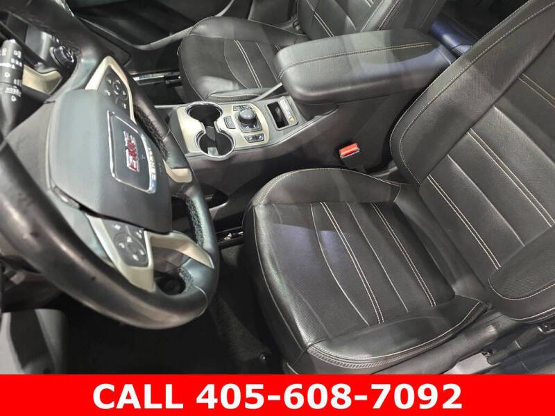 2024 GMC Terrain Denali