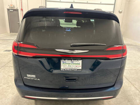 2021 Chrysler Pacifica Touring