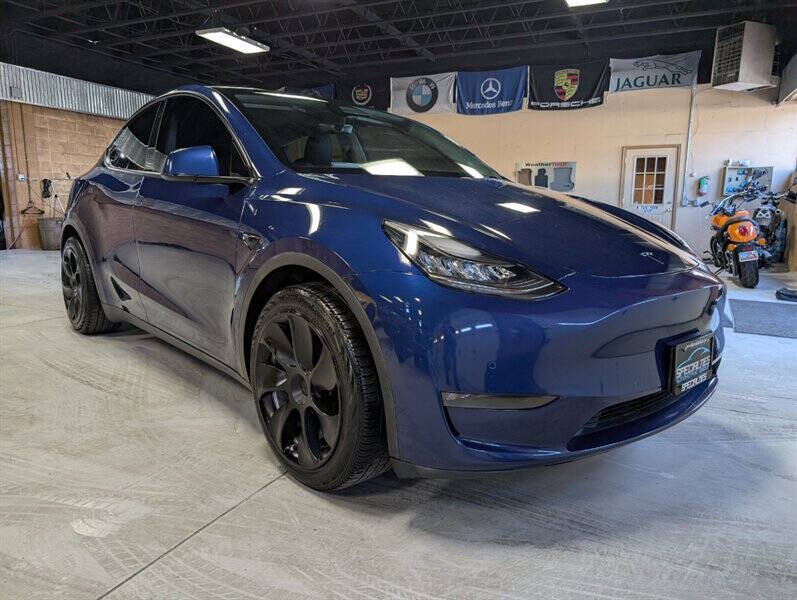 Dk. Blue 2021 Tesla Model Y Long Range AWD Long Range 4dr Crossover 1