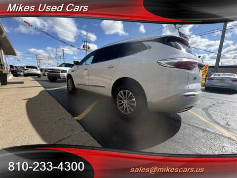2023 Buick Enclave Essence