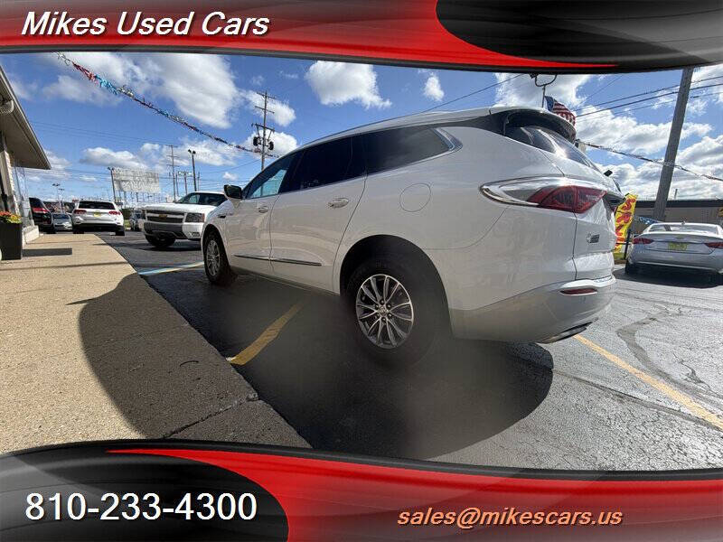 2023 Buick Enclave Essence