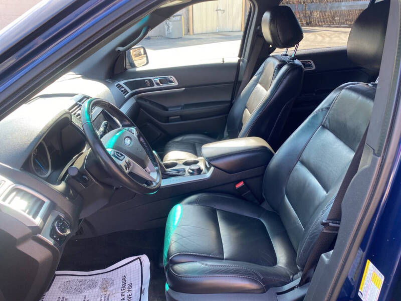 2012 Ford Explorer XLT