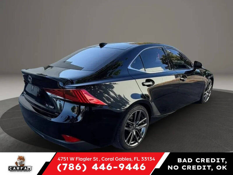 2018 Lexus IS 300