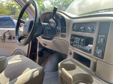 2005 GMC Safari