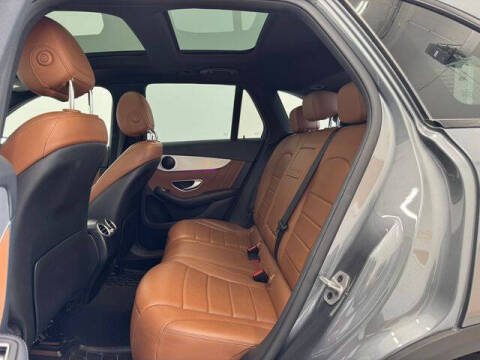 2022 Mercedes-Benz GLC GLC 300