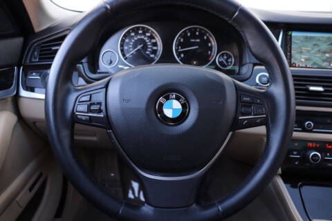 2015 BMW 5 Series 528i