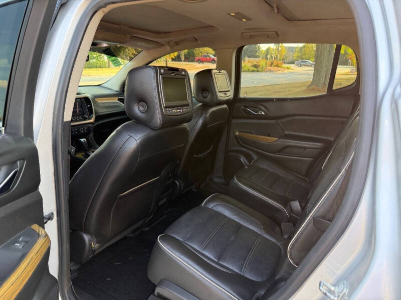 2017 GMC Acadia Denali