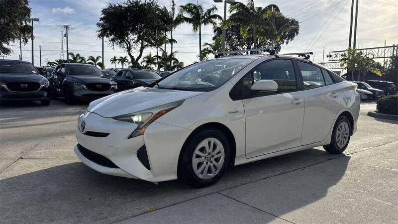 2016 Toyota Prius Two