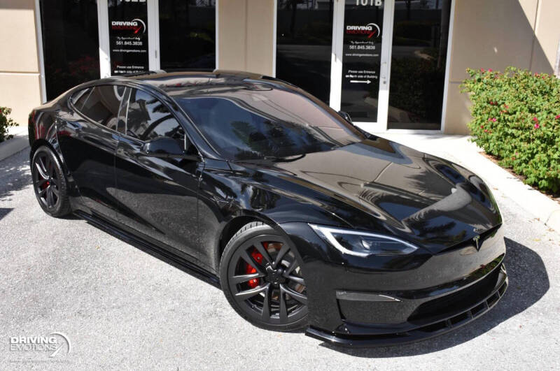 2023 Tesla Model S Plaid