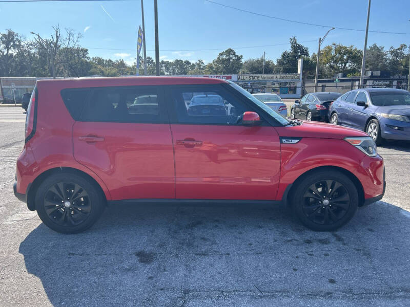 2015 Kia Soul +