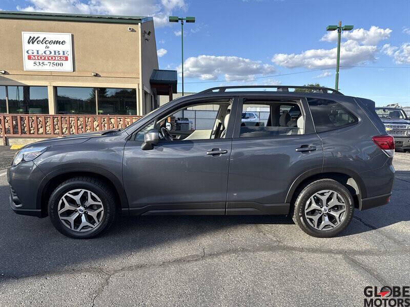 2022 Subaru Forester Premium