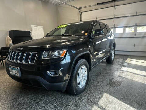 2015 Jeep Grand Cherokee for sale at Sand's Auto Sales in Cambridge MN