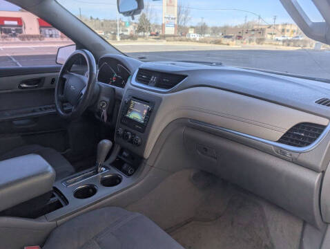 2016 Chevrolet Traverse LS