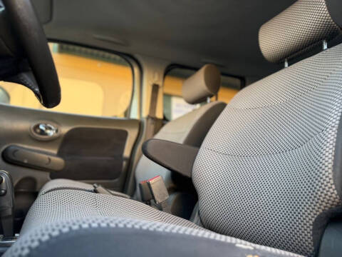 2010 Nissan cube 1.8