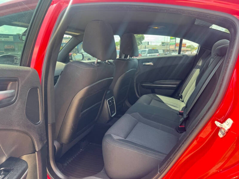 2015 Dodge Charger SXT