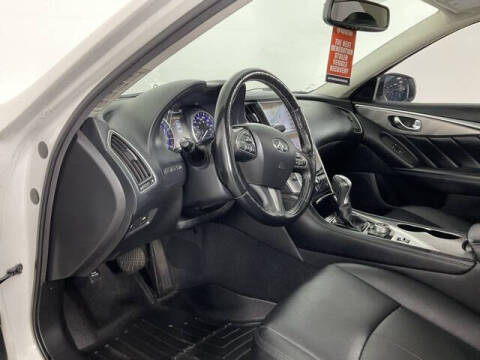 2014 Infiniti Q50 Premium