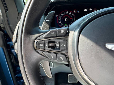 2023 Aston Martin DBX 707