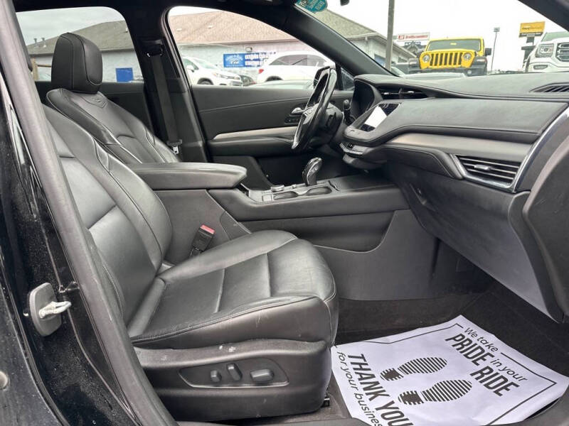 2019 Cadillac XT4 Premium Luxury