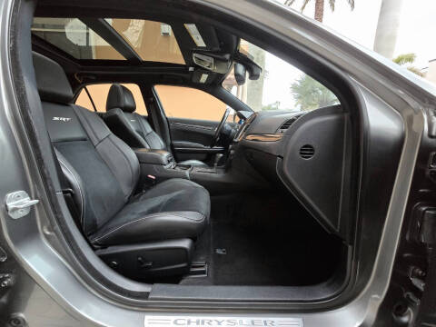 2012 Chrysler 300 SRT8