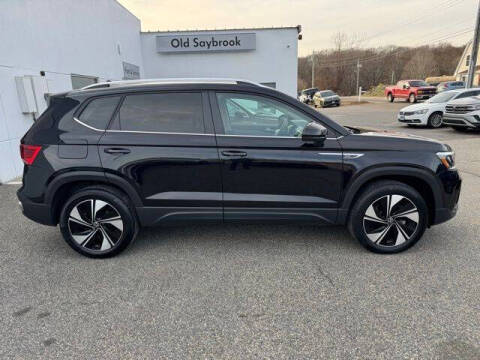 2024 Volkswagen Taos SE 4Motion