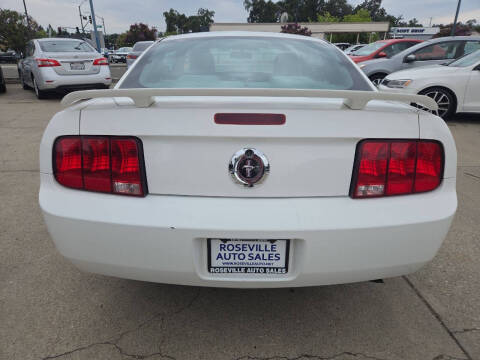 2005 Ford Mustang V6 Premium