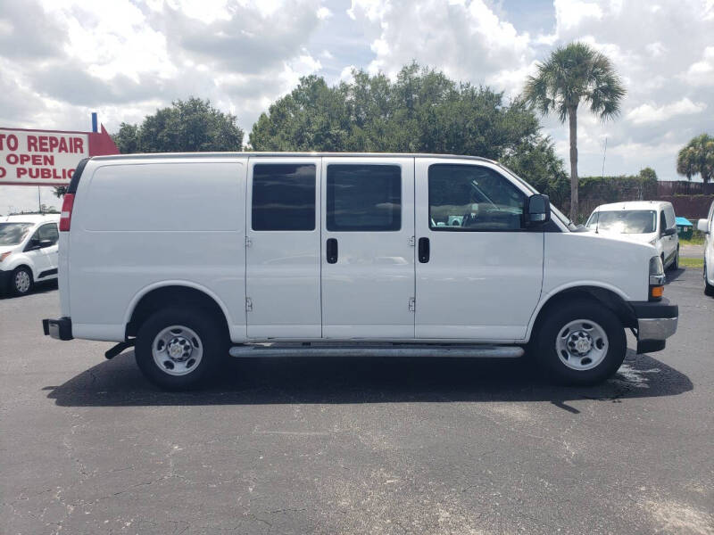 2020 Chevrolet Express 2500