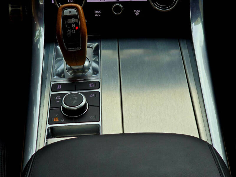 2018 Land Rover Range Rover Sport SVR