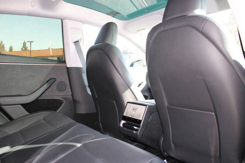 2024 Tesla Model 3 Long Range