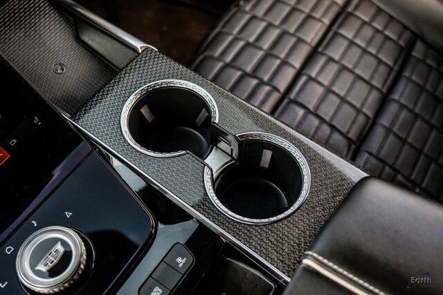 2025 Cadillac Escalade-V