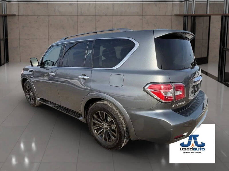 2017 Nissan Armada Platinum