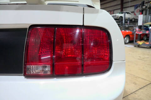 2005 Ford Mustang V6 Premium