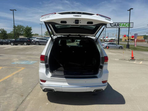 2018 Jeep Grand Cherokee Summit