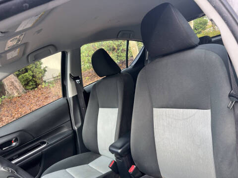 2016 Toyota Prius c Persona Special Edition