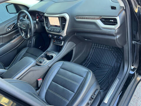 2020 GMC Acadia Denali