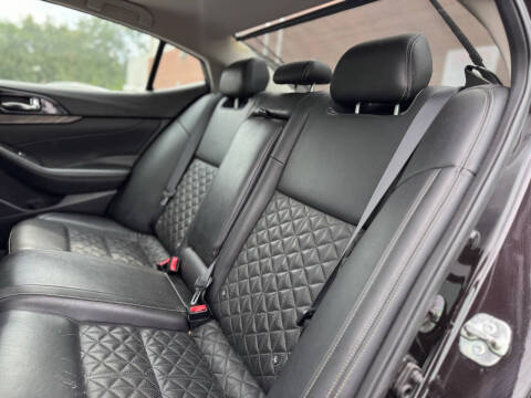 2016 Nissan Maxima Platinum