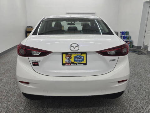 2017 Mazda MAZDA3 Sport