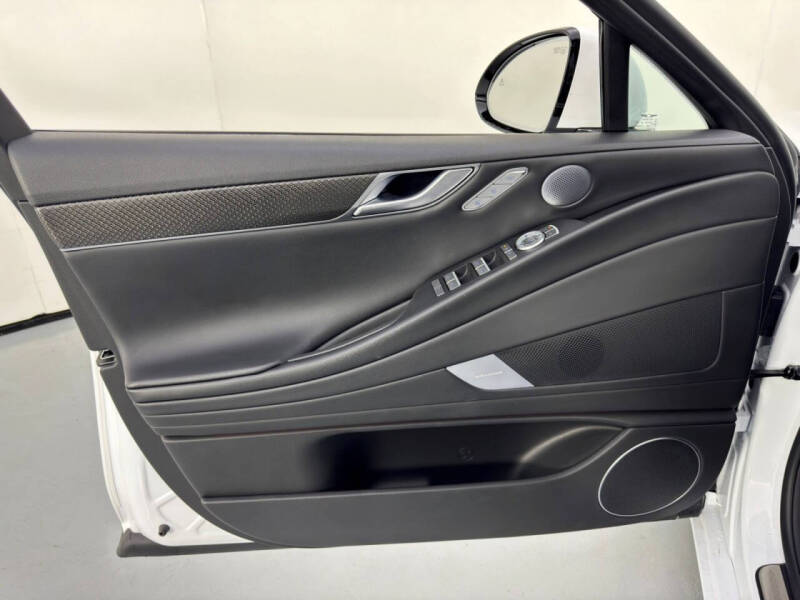 2025 Genesis G80 3.5T Sport Prestige