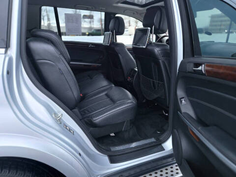 2011 Mercedes-Benz GL-Class GL 550 4MATIC