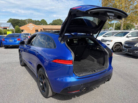 2018 Jaguar F-PACE S