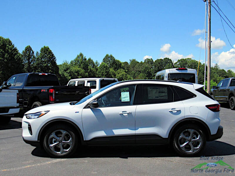 2025 Ford Escape Hybrid ST-Line