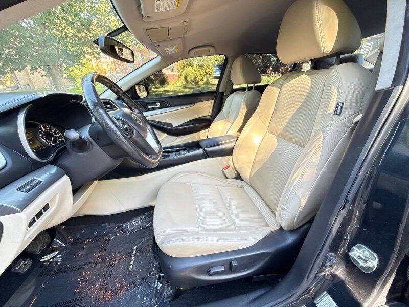 2016 Nissan Maxima
